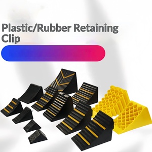 Fermo Ruota in Gomma Antiscivolo Portatile ad Alta Resistenza con Riflettore, Resistente agli Impatti Forti, Prodotto per Uso Stradale - Product Image 4