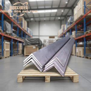 Perfil de Acero al Carbono Q235 en Forma de L, Barra Angular de Acero Suave, Estándar ASTM, Proceso de Soldadura, Alta Resistencia para Estructuras de Acero y Puentes - Product Image 1