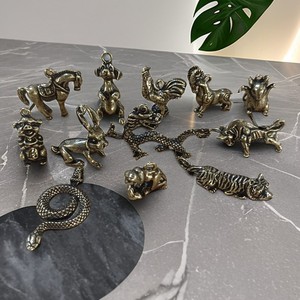 Cadeaux <span class=keywords><strong>d</strong></span>'anniversaire en laiton pur KI Tengqiao pour les douze signes du zodiaque chinois : Rat, Bœuf, Tigre, Lapin, <span class=keywords><strong>Dragon</strong></span>, Serpent, Cheval - Product Image 1