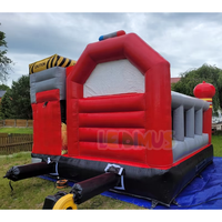 Château gonflable de pompiers avec toboggan, château gonflable de pompiers, combinaison de château gonflable et de toboggan, château gonflable de pompier