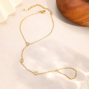 Pulsera de Cadena Geométrica Chapada en Oro con Bisel de Diamantes y Anillo para el Dedo, Joyería de Moda - Product Image 3