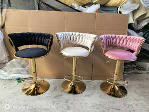 Sillas de Bar Modernas de Lujo con Base de Metal Dorado y Terciopelo Negro, Sillas de Bar para Cafetería, Sillas Altas para Cocina - Product Image 5