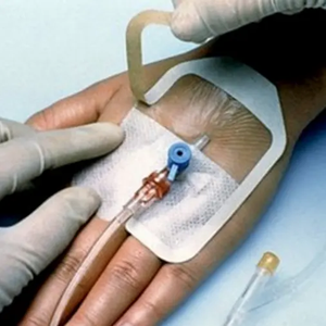 สายการผลิตสายสวนหลอดเลือดดำส่วนปลาย KR-LZT-A ควบคุม PLC สำหรับ i.vdressing - Product Image 3