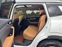 Mobil Bekas Terlaris 2021 Weltmeister W6 520km PRO SUV Bekas LHD Otomatis Listrik Mewah Berteknologi Tinggi 218hp Kondisi Prima