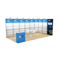 Stand d'exposition pliable 10x20 en aluminium SEG pour salons professionnels, avec étagères modulaires