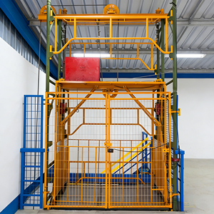 <span class=keywords><strong>Monte</strong></span>-<span class=keywords><strong>charge</strong></span> hydraulique <span class=keywords><strong>mural</strong></span> électrique sans engrenages, moderne et personnalisable, capacité 1000 kg, en acier inoxydable pour entrepôt - Product Image 5