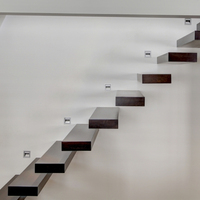 Escalier flottant/escaliers en porte-à-faux cachés/escalier de type mur avec bandes de roulement en verre ou bandes de roulement en bois