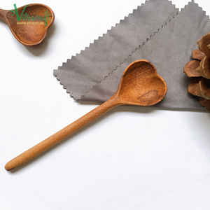 Cuchara de madera de alta calidad, hecha en Vietnam. Totalmente hecho a mano para la máxima perfección. Regalo significativo seguro de usar - Product Image 5
