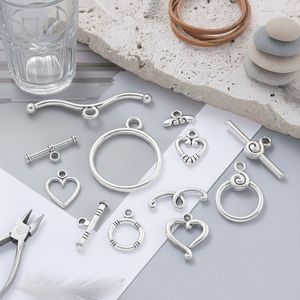 Connecteur en alliage de zinc, argent antique, forme de cœur, pour la fabrication de bracelets, accessoires de bijoux DIY - Product Image 1