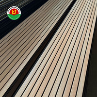 Panneaux PVC brillants à 10 rainures pour systèmes de plafonds artistiques destinés aux marchés indiens