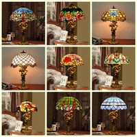 Lampe de table de 16 pouces avec base en métal, abat-jour coloré, style d'éclairage personnalisé, lampes en verre teinté