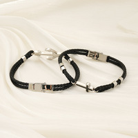 Nouveau bracelet pour homme en acier inoxydable plaqué or avec fermoir magnétique polyvalent, bracelet à breloques tendance, ancre en fibre synthétique, bracelet en cuir