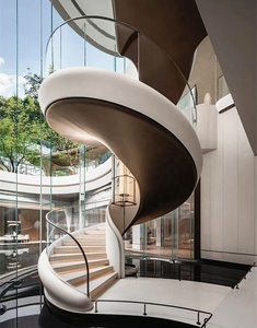 Escalera Espiral Curva de Diseño Moderno con Estructura de Acero, Diseño Flotante para Exteriores, para Uso en Hoteles - Product Image 2