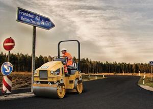 Дешевый дорожный каток <span class=keywords><strong>CAT</strong></span> CB4.0 дизельный двигатель двойной барабан Подержанный дорожный каток - Product Image 5