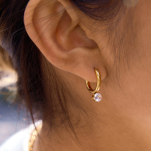 Pendientes de Aro Redondos de Acero Inoxidable 18K con Circonia, Engaste de Garra, para Uso Diario - Product Image 3