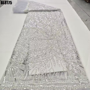 Tissu en dentelle perlée blanc pur africain Aso Ebi pour robes de bal traditionnelles nigérianes - Product Image 5