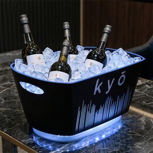 Hielera Acrílica LED de 36L con Logotipo Personalizado, Enfriador de Champán Luminoso Recargable para Bares y Clubes Comerciales - Product Image 2