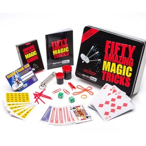 Set Regalo di 50 Trucchi Magici Sorprendenti con LOGO Personalizzato per Bambini, Include Trucchi Classici con Carte/Monete e Lettura della Mente - Product Image 1