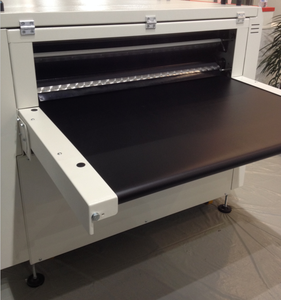 Tissu <span class=keywords><strong>de</strong></span> <span class=keywords><strong>fibre</strong></span> <span class=keywords><strong>de</strong></span> <span class=keywords><strong>verre</strong></span> <span class=keywords><strong>de</strong></span> machine <span class=keywords><strong>de</strong></span> stratification <span class=keywords><strong>de</strong></span> ceinture <span class=keywords><strong>de</strong></span> couture <span class=keywords><strong>de</strong></span> PTFE d'<span class=keywords><strong>entoilage</strong></span> <span class=keywords><strong>de</strong></span> la Chine - Product Image 2