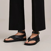 Été chaud confortable femmes bout rond tongs pantoufles toboggan plage sandales bride à la cheville noir Pu sandales plates pour les femmes