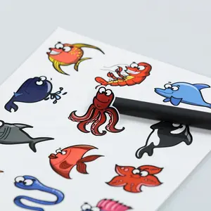 Fabricante de forma personalizada Kiss Cut Sticker Sheets impermeable Clear Kiss Cut Sticker con su diseño