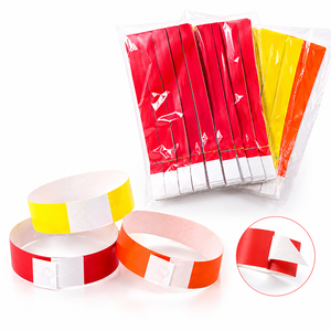 Bracelet jetable personnalisé pour enfants, idéal pour les parcs à thème, les aires de jeux, les festivals de musique, avec logo, en papier synthétique. - Product Image 5