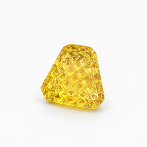 Cuarzo Verde Dorado con Diseño Geométrico Tallado en Piedra para Colgante o Joyería, Elegancia Radiante, Colgante de Piedra Preciosa - Product Image 2