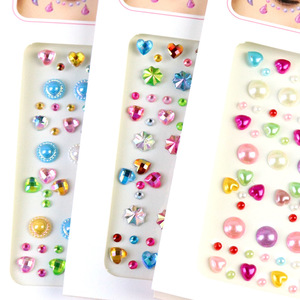 Accesorios <span class=keywords><strong>de</strong></span> maquillaje <span class=keywords><strong>de</strong></span> Ojos <span class=keywords><strong>de</strong></span> diamante <span class=keywords><strong>de</strong></span> color AB Maquillaje facial Pegatinas <span class=keywords><strong>de</strong></span> diamantes Escenario para niños Pegatinas faciales - Product Image 3