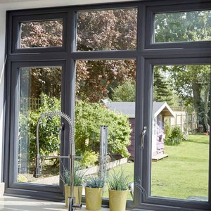 Orkaanbestendige impactramen, energiezuinig Low-E glas, thermisch gebroken draai-kiepramen en aluminium ramen - Product Image 2