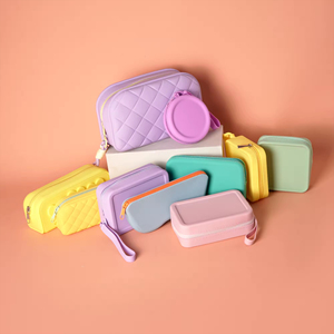 Eco-Friendly Portable Mini Purse Coin Pouch Fashionable Lady's Silicone Rubber Pencil Case Zipper Closure <b>Makeup</b> Accessory - Product Image 3