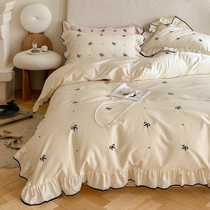 Parure de lit brodée en coton style français 100 fils, housse de couette à volants, taie d'oreiller, usage domestique, quatre saisons, couleur unie à pois - Product Image 1