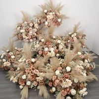 Boule de fleurs de mariage, vente chaude, nouvelles idées d'arrangement, fleurs en soie faites à la main, centre de table de mariage rouge et blanc, boule de roses