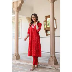 Exclusivo diseño de cuello color gris para mujeres y niñas en venta al por mayor puro algodón impreso recto Kurta con mangas impresas - Product Image 3