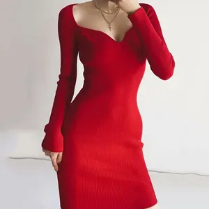 服装制造商定制高品质优雅v领罗纹针织长袖迷你连衣裙包裹性感红色紧身迷你连衣裙
