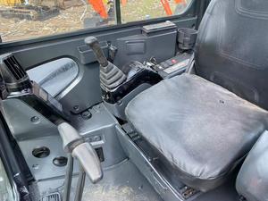 รถขุดไฮดรอลิกขนาดเล็ก 5 ตัน ฮิตาชิ ZX50U รุ่นปี 2024 แบบตีนตะขาบ พร้อมเครื่องยนต์ เกียร์ ปั๊ม แบริ่ง ความจุบุ้งกี๋ 0.7 เมตร - Product Image 6