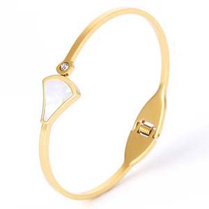Pulsera de trébol de 4 hojas Gold Femme Acier Inoxydable En Gros Coffret Cadeau Homme Montre Et Heart Bridge Pareja con vibración - Product Image 3