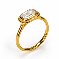 Edelstahl Modeschmuck Ring, Rechteckiger Klarer Zirkon im Fassungsschliff, Vergoldet, Minimalistischer Eleganter Alltags-Fingerring