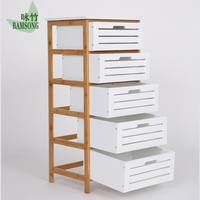 Cómoda Alta de Bambú con 5 Cajones, un Mueble de Almacenamiento de Gran Capacidad para la Organización del Dormitorio y Almacenamiento Adicional de Ropa y Ropa de Cama