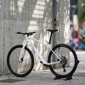 Bicicleta de Montaña Ligera de Carbono WARRIORpro, Grupo Shimano <span class=keywords><strong>XT</strong></span> M8100 de 2x12 Velocidades, Frenos de Disco Hidráulicos MT200, Lista para Todo Terreno - Product Image 2