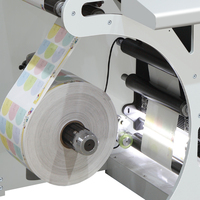 Machine automatique de rembobinage et d'inspection d'étiquettes haute vitesse avec détection visuelle des défauts de codes-barres pour un traitement précis des étiquettes
