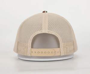 Casquette de sport Sand-Camo Logo personnalisé Produits en gros Casquette de camionneur 6 panneaux à bord incurvé Chapeau promotionnel de haute qualité Casquette de camionneur en maille - Product Image 6