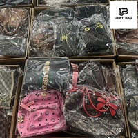 Sacs pour femmes d'occasion A15 en balles, sacs d'occasion en gros, sacs de seconde main, sacs Ukay