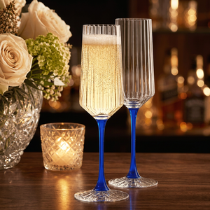 Flûte à champagne / Verre à toast en borosilicate fait main de 230 ml avec logo personnalisé pour cadeaux d'entreprise et kits de bienvenue promotionnels - Product Image 6