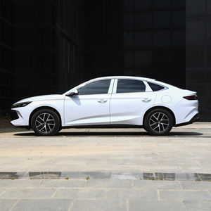 BYD Qin L รถเก๋งขนาดกลางสำหรับครอบครัว 5 ที่นั่ง พร้อมระบบขับเคลื่อนไฮบริด เป็นตัวเลือกที่เหมาะสำหรับการเดินทางในครอบครัว - Product Image 4