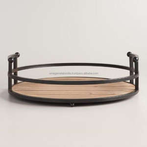 Bandeja Decorativa y de Servicio de Madera y Hierro al por Mayor con Asas de Hierro y Recubrimiento Negro para Decoración de Mesa, Artesanía Metálica - Product Image 4