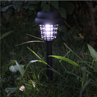 Grensoverschrijdende Outdoor Muggenmoordenaar Lamp Waterdichte Binnenplaats Tuin Insectenwerende Huishoudelijke Zonne-Energie Tuinverlichting