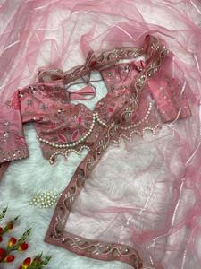 Sari de red premium con bordado de lentejuelas Dori y borde de encaje de diamantes hecho a mano para bodas, fiestas y ocasiones festivas. - Product Image 3