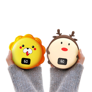 2023 hiển thị kỹ thuật số Mini tay ấm hơn và ngân hàng điện dễ thương phim hoạt hình USB sạc hai-in-one xách tay hộ gia đình sản phẩm nhựa - Product Image 1