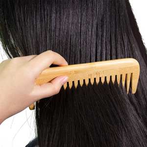 Pettine a Denti Larghi in Legno Naturale di Bambù Private Label per Extension con Logo Personalizzato - Product Image 5