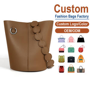 Bolso de cubo de cuero dividido para mujer, antirrobo, estilo vintage, con detalles de cuero y herrajes plateados, versátil para oficina retro - Product Image 1